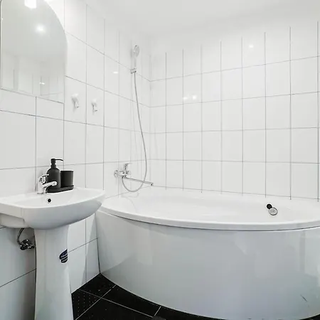 The Sadovnikov Spot, Modern, Bright & Parking Appartement