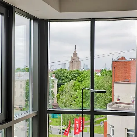 The Sadovnikov Spot, Modern, Bright & Parking Appartement Riga