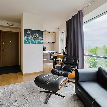 The Sadovnikov Spot, Modern, Bright & Parking Appartement